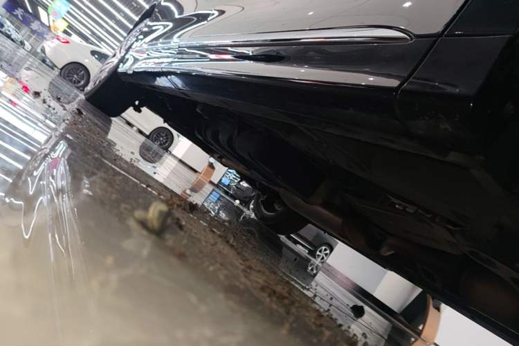 Used GAC Trumpchi M8 2021 Lingxiu Series 390T Ultimate Edition Right Side Sill