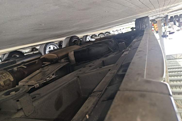Used GAC Trumpchi M8 2021 Master Series 390T Prestige Edition Right Side Sill