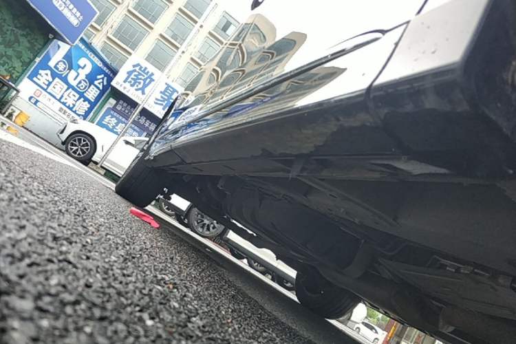 Used GAC Trumpchi M8 2021 Lingxiu Series 390T Ultimate Edition Right Side Sill
