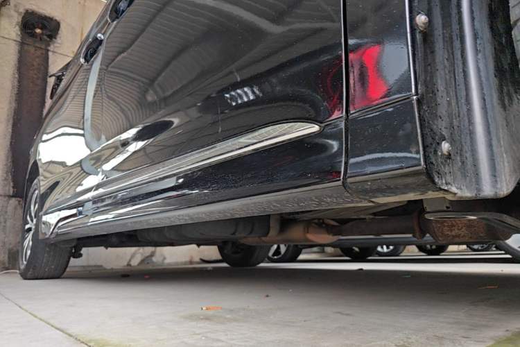 Used GAC Trumpchi M8 2021 Lingxiu Series 390T Deluxe Edition Right Side Sill