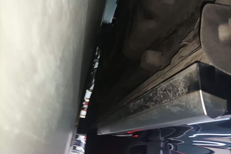 Used GAC Trumpchi M8 2021 Master Series 390T Ultimate Edition Right Side Sill