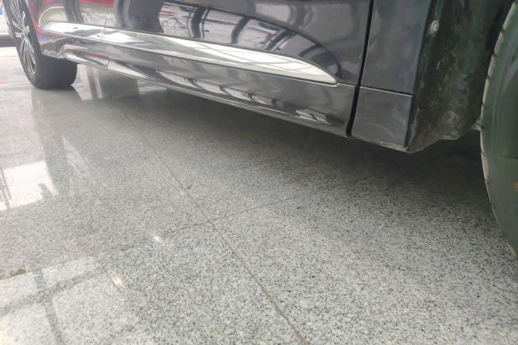 Used GAC Trumpchi M8 2021 Lingxiu Series 390T Ultimate Edition Right Side Sill