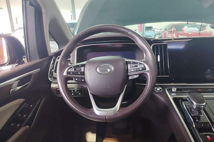 Used GAC Trumpchi M8 2021 Master Series 390T Ultimate Edition Steering Wheel