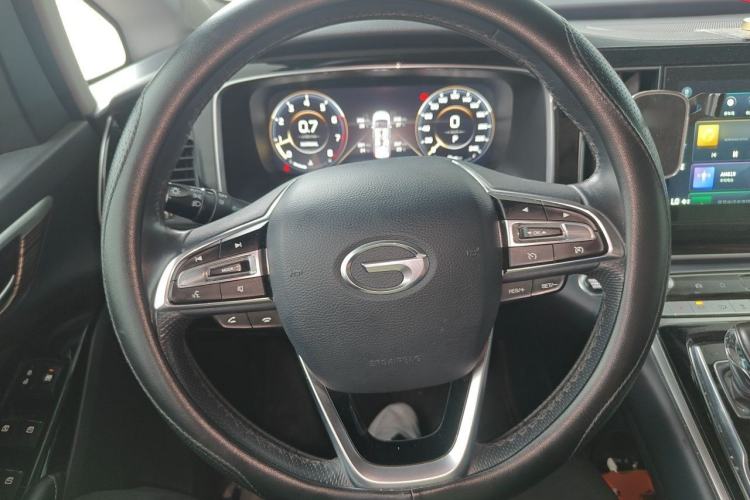 Used GAC Trumpchi M8 2021 Master Series 390T Prestige Edition Steering Wheel