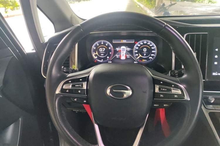 Used GAC Trumpchi M8 2021 Master Series 390T Prestige Edition Steering Wheel