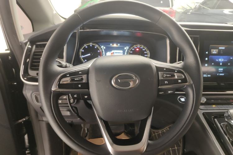 Used GAC Trumpchi M8 2021 Revised Version Lingxiu Series 390T Luxury Edition Steering Wheel