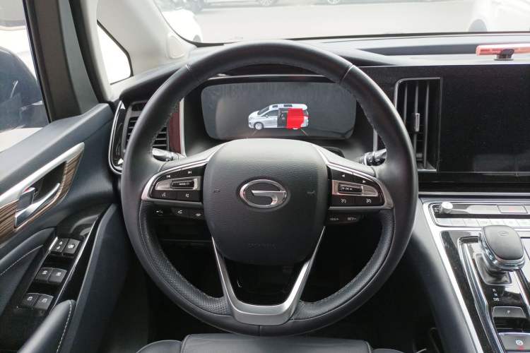 Used GAC Trumpchi M8 2021 Master Series 390T Ultimate Edition Steering Wheel