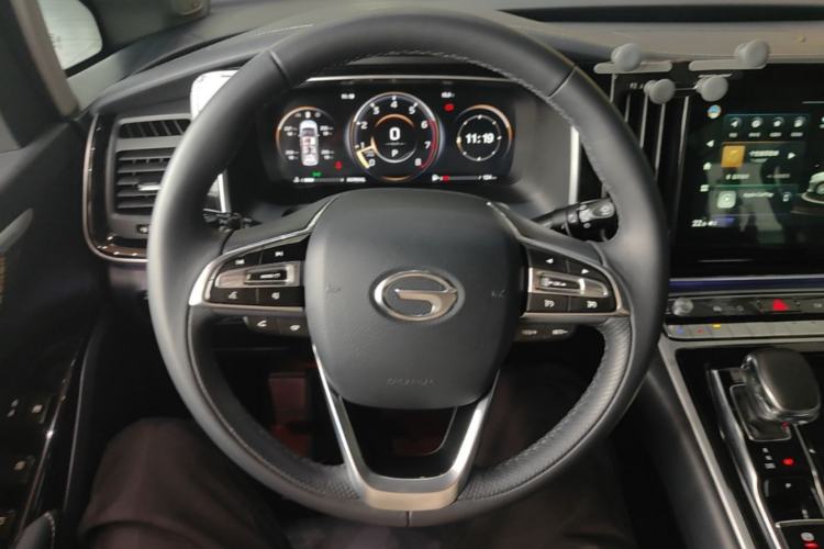 Used GAC Trumpchi M8 2021 Master Series 390T Ultimate Edition Steering Wheel