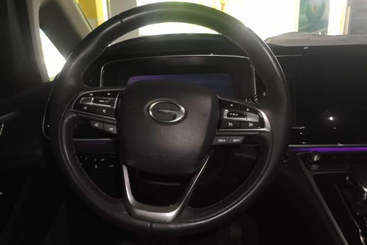 Used GAC Trumpchi M8 2021 Lingxiu Series 390T Ultimate Edition Steering Wheel