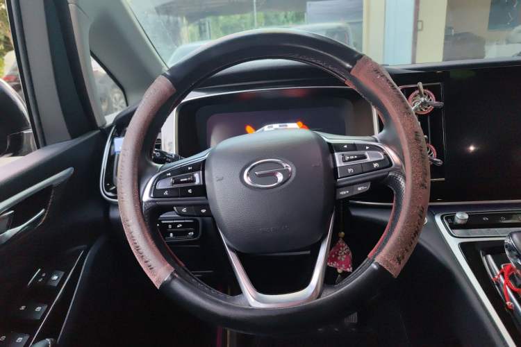 Used GAC Trumpchi M8 2021 Lingxiu Series 390T Deluxe Edition Steering Wheel