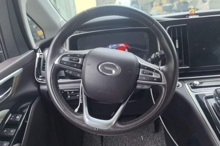 Used GAC Trumpchi M8 2021 Master Series 390T Ultimate Edition Steering Wheel