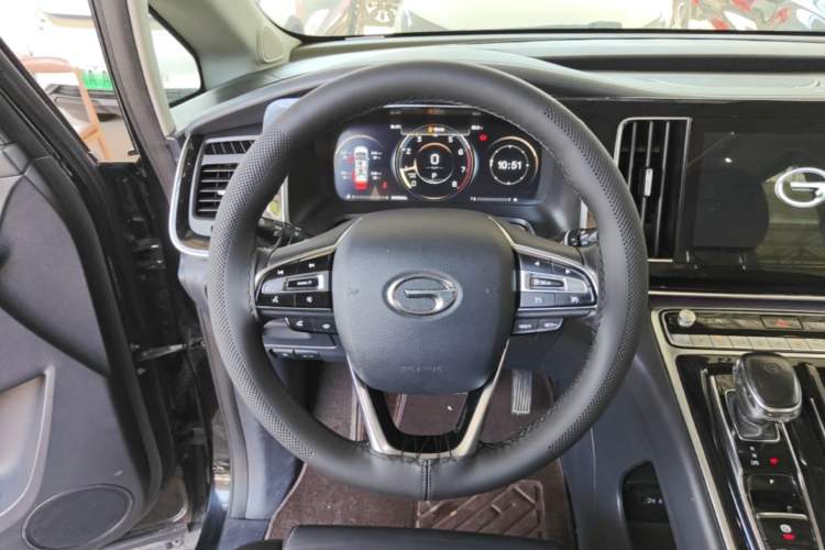 Used GAC Trumpchi M8 2021 Master Series 390T Ultimate Edition Steering Wheel