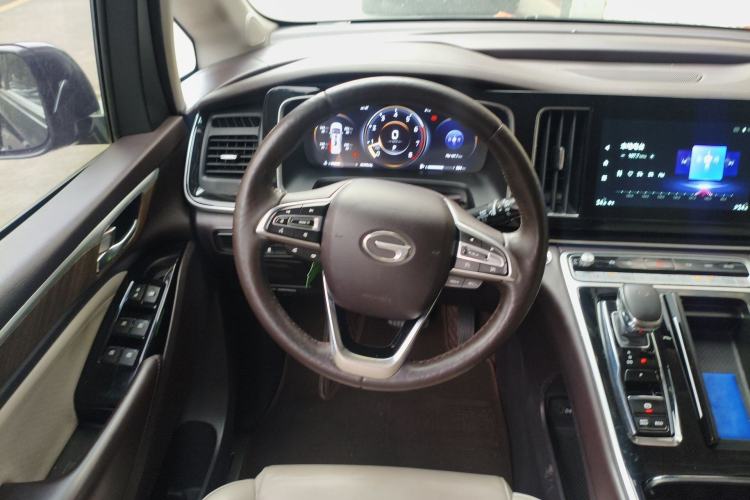 Used GAC Trumpchi M8 2021 Master Series 390T Ultimate Edition Steering Wheel