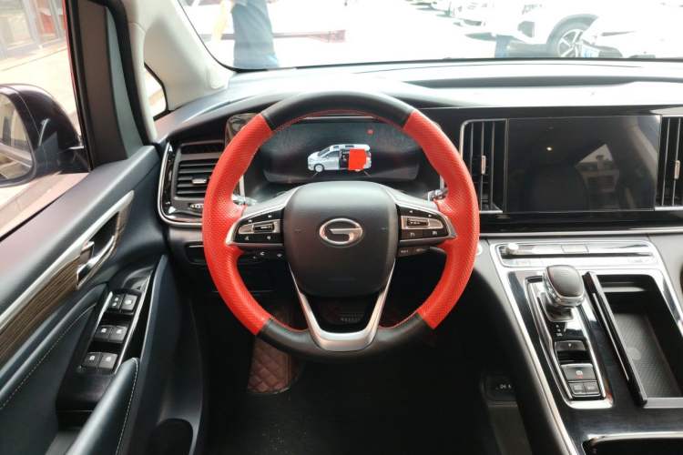 Used GAC Trumpchi M8 2021 Master Series 390T Ultimate Edition Steering Wheel