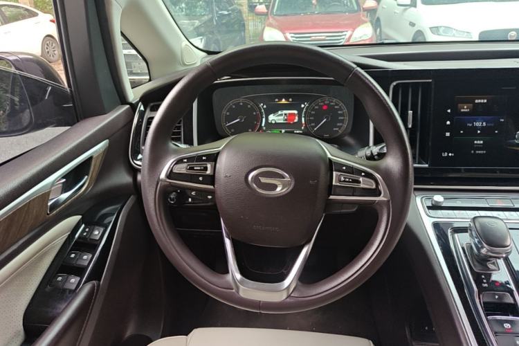 Used GAC Trumpchi M8 2021 Revised Version Lingxiu Series 390T Luxury Edition Steering Wheel