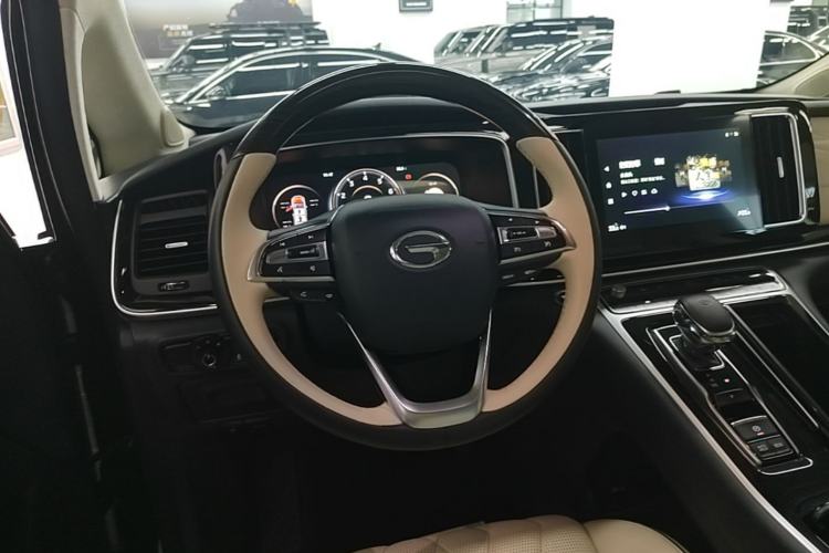 Used GAC Trumpchi M8 2021 Master Series 390T Four-Seat Glory Edition Steering Wheel