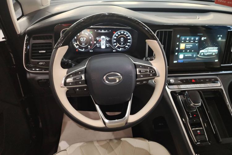 Used GAC Trumpchi M8 2021 Master Series 390T Four-Seat Deluxe Edition Steering Wheel