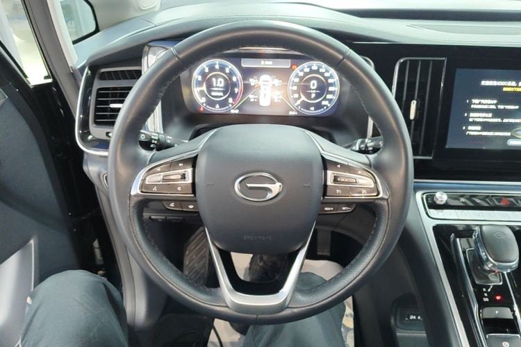 Used GAC Trumpchi M8 2021 Master Series 390T Ultimate Edition Steering Wheel