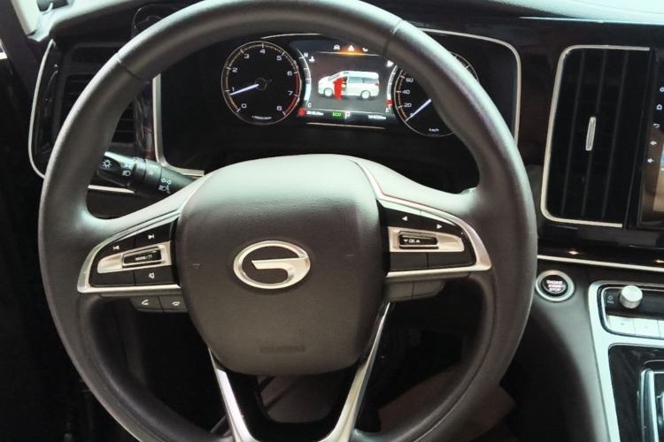 Used GAC Trumpchi M8 2021 Revised Version Lingxiu Series 390T Luxury Edition Steering Wheel