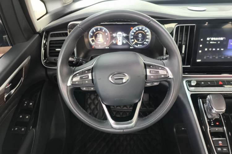 Used GAC Trumpchi M8 2021 Lingxiu Series 390T Ultimate Edition Steering Wheel