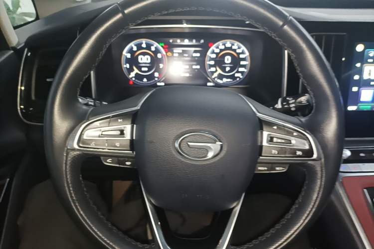 Used GAC Trumpchi M8 2021 Master Series 390T Ultimate Edition Steering Wheel
