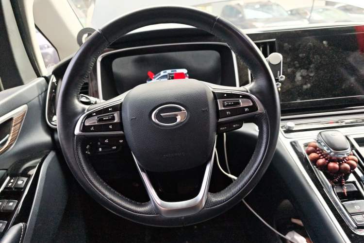 Used GAC Trumpchi M8 2021 Master Series 390T Deluxe Wellness Edition Steering Wheel