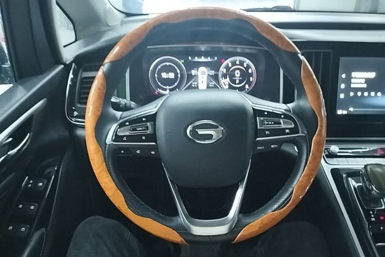 Used GAC Trumpchi M8 2021 Lingxiu Series 390T Ultimate Edition Steering Wheel