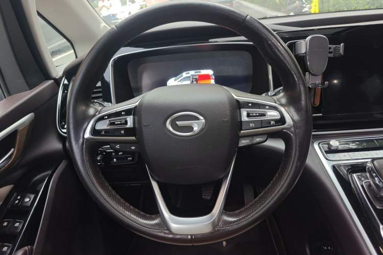 Used GAC Trumpchi M8 2021 Lingxiu Series 390T Deluxe Edition Steering Wheel