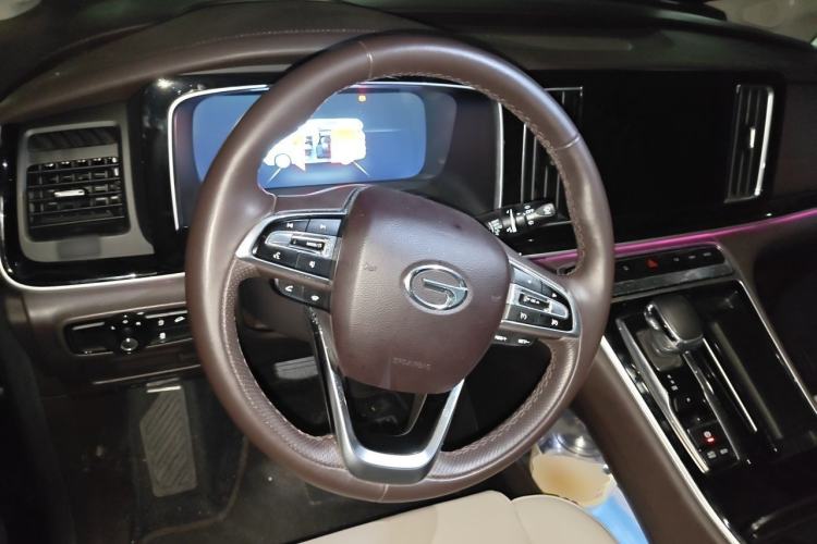 Used GAC Trumpchi M8 2021 Lingxiu Series 390T Ultimate Edition Steering Wheel