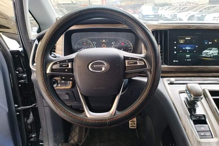 Used GAC Trumpchi M8 2021 Lingxiu Series 390T Luxury Edition Steering Wheel
