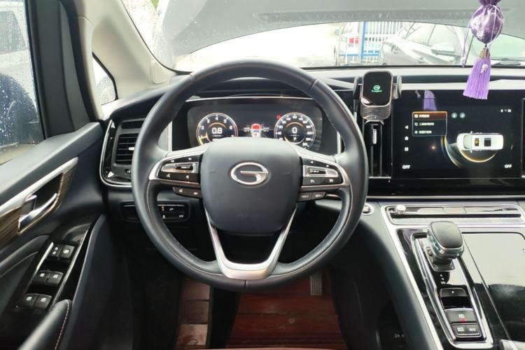 Used GAC Trumpchi M8 2021 Master Series 390T Prestige Edition Steering Wheel
