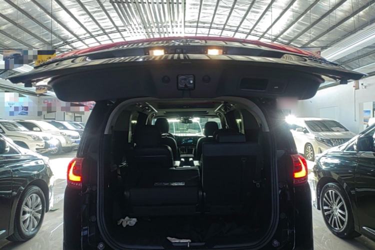 Used GAC Trumpchi M8 2021 Lingxiu Series 390T Ultimate Edition Trunk