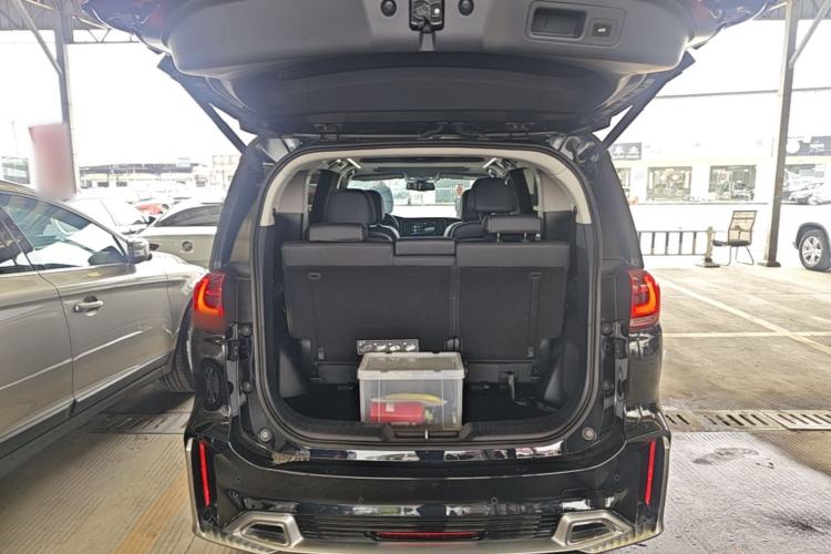 Used GAC Trumpchi M8 2021 Master Series 390T Prestige Edition Trunk