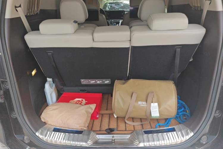 Used GAC Trumpchi M8 2021 Lingxiu Series 390T Flagship Edition Trunk