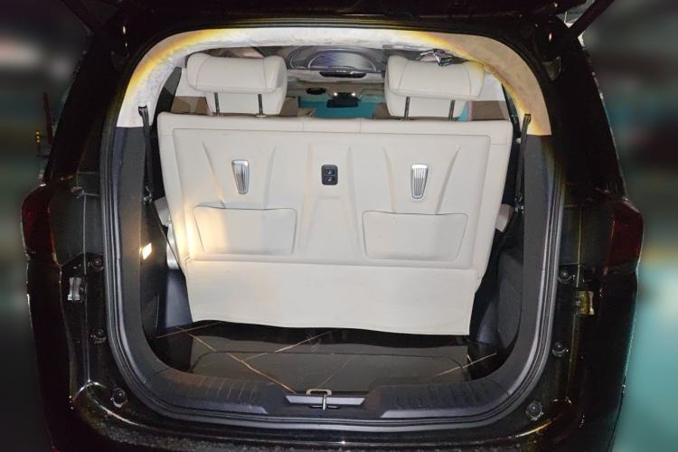 Used GAC Trumpchi M8 2021 Revised Version Lingxiu Series 390T Luxury Edition Trunk
