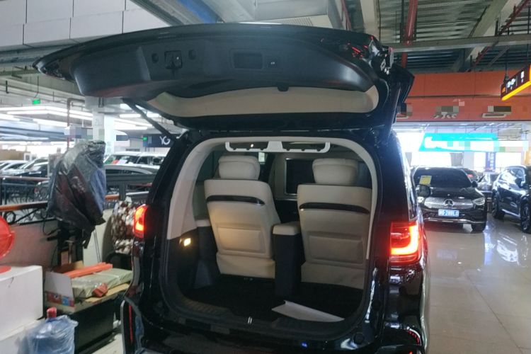 Used GAC Trumpchi M8 2021 Master Series 390T Four-Seat Glory Edition Trunk