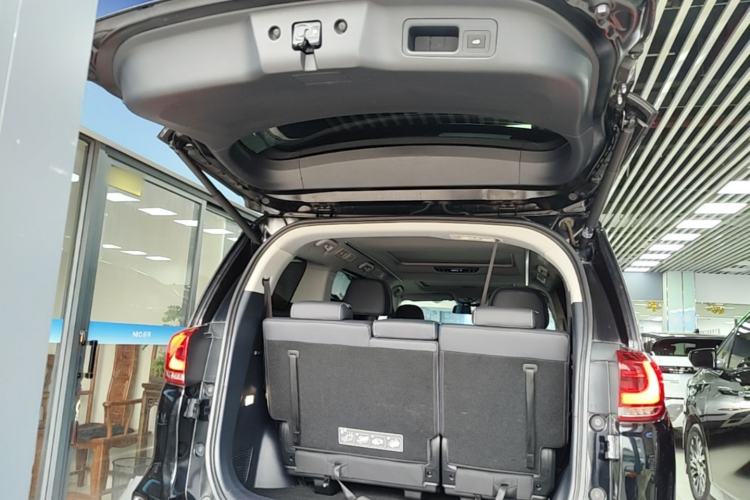 Used GAC Trumpchi M8 2021 Master Series 390T Ultimate Edition Trunk