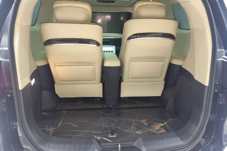 Used GAC Trumpchi M8 2021 Master Series 390T Four-Seat Glory Edition Trunk