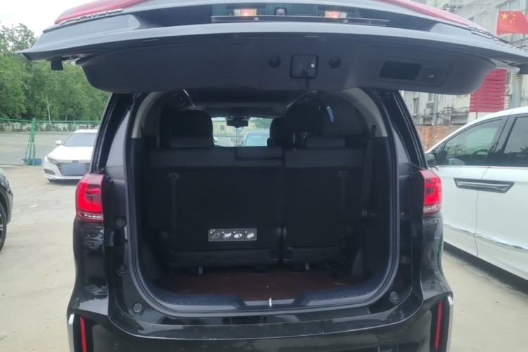 Used GAC Trumpchi M8 2021 Master Series 390T Ultimate Edition Trunk