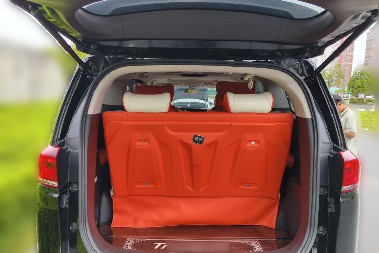Used GAC Trumpchi M8 2021 Lingxiu Series 390T Luxury Edition Trunk