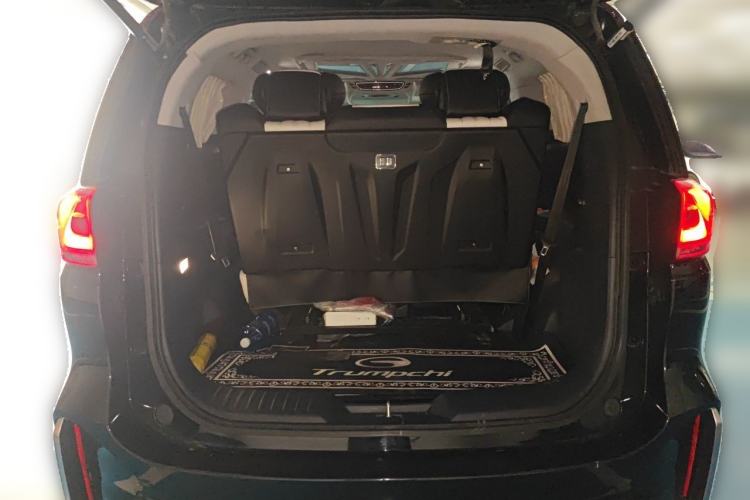 Used GAC Trumpchi M8 2021 Lingxiu Series 390T Deluxe Edition Trunk
