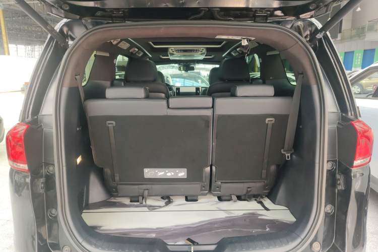 Used GAC Trumpchi M8 2021 Lingxiu Series 390T Ultimate Edition Trunk