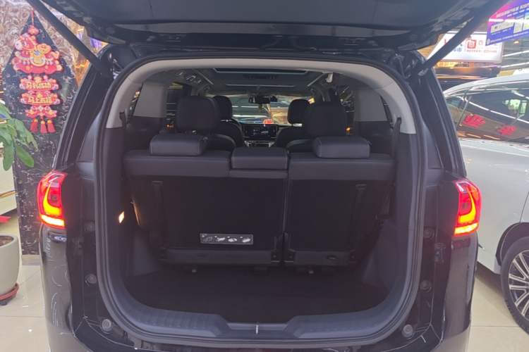 Used GAC Trumpchi M8 2021 Lingxiu Series 390T Deluxe Edition Trunk