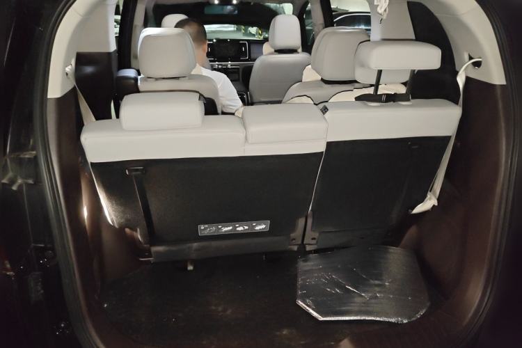 Used GAC Trumpchi M8 2021 Lingxiu Series 390T Ultimate Edition Trunk