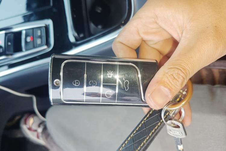 Used GAC Trumpchi M8 2021 Lingxiu Series 390T Deluxe Edition Vehicle Key
