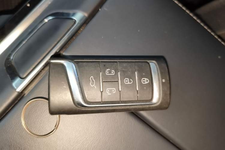 Used GAC Trumpchi M8 2021 Master Series 390T Prestige Edition Vehicle Key