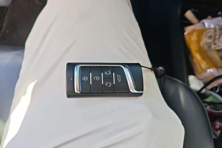Used GAC Trumpchi M8 2021 Lingxiu Series 390T Ultimate Edition Vehicle Key