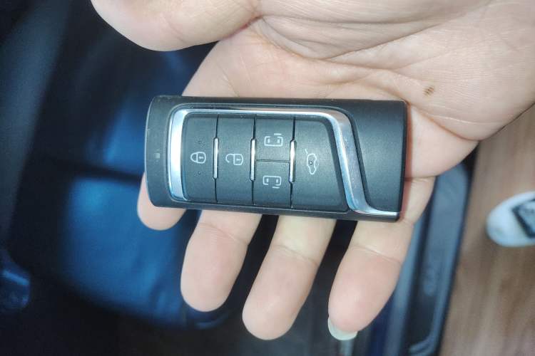 Used GAC Trumpchi M8 2021 Lingxiu Series 390T Deluxe Edition Vehicle Key