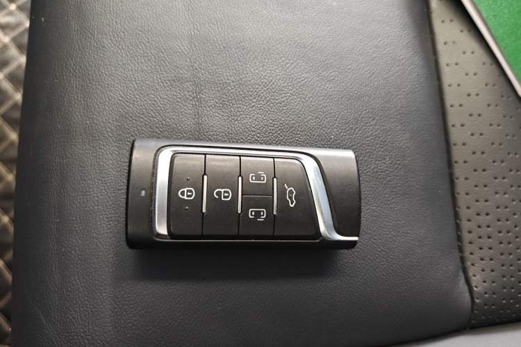 Used GAC Trumpchi M8 2021 Master Series 390T Prestige Edition Vehicle Key