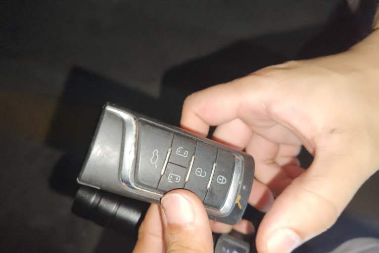 Used GAC Trumpchi M8 2021 Master Series 390T Ultimate Edition Vehicle Key
